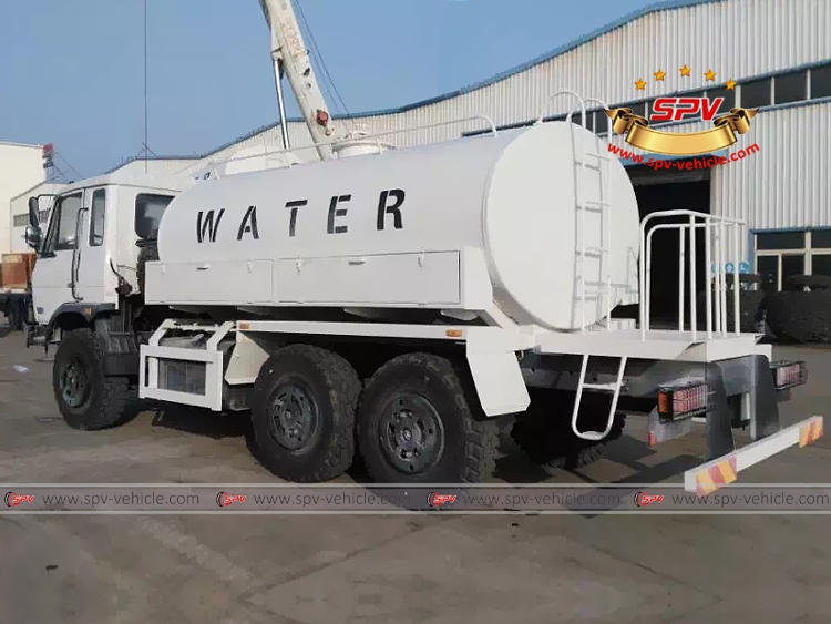 Dongfeng 6X6 drive water bowser-B Dongfeng 6X6 drive water bowser-B